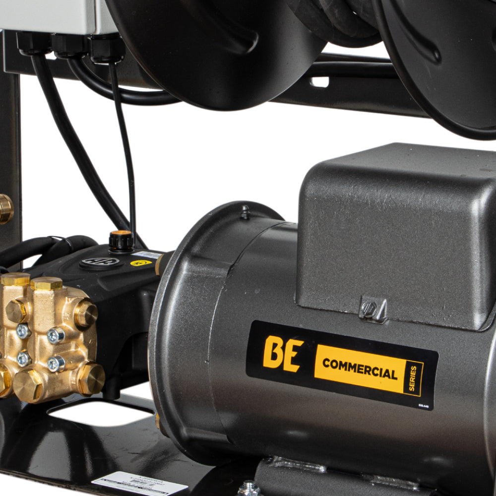 Nettoyeur haute pression électrique de 2 000 PSI - 4,0 GPM avec moteur Baldor et pompe AR Triplex