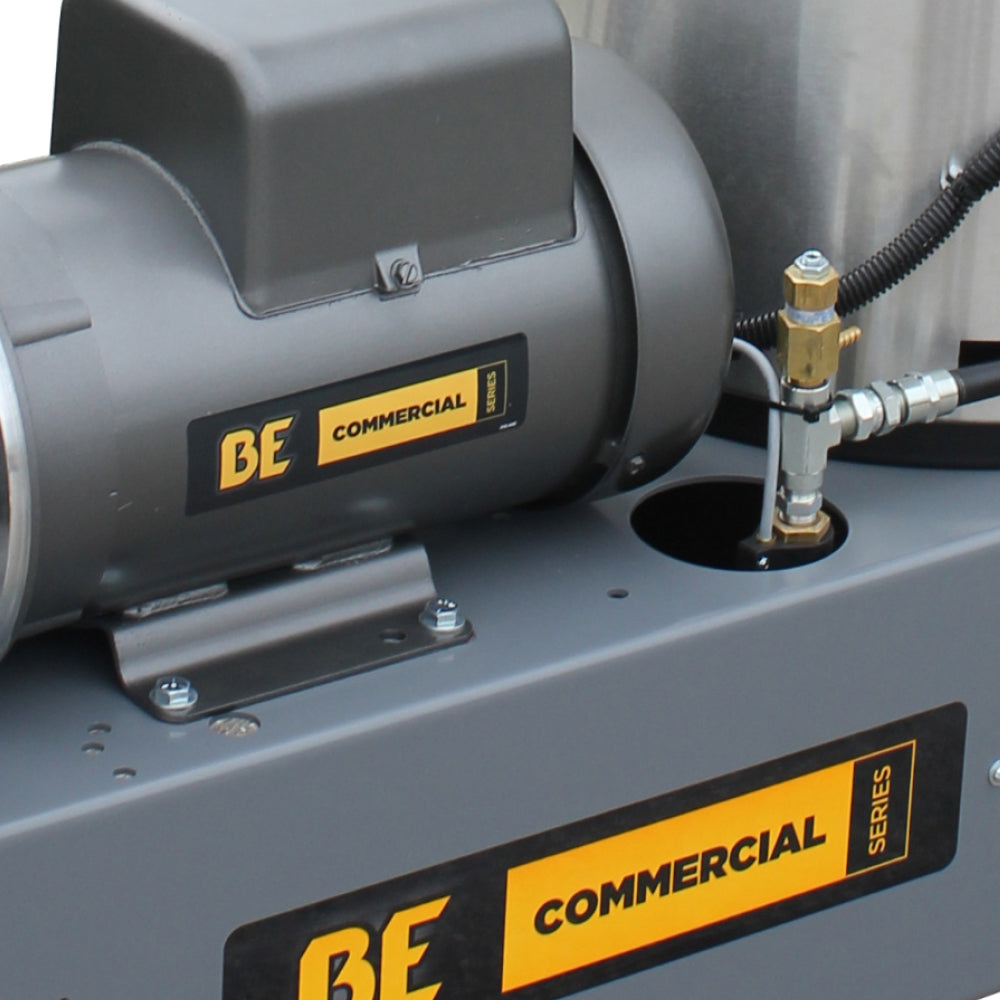 Nettoyeur haute pression à eau chaude de 2 700 PSI - 4,6 GPM avec moteur Baldor et pompe AR Triplex