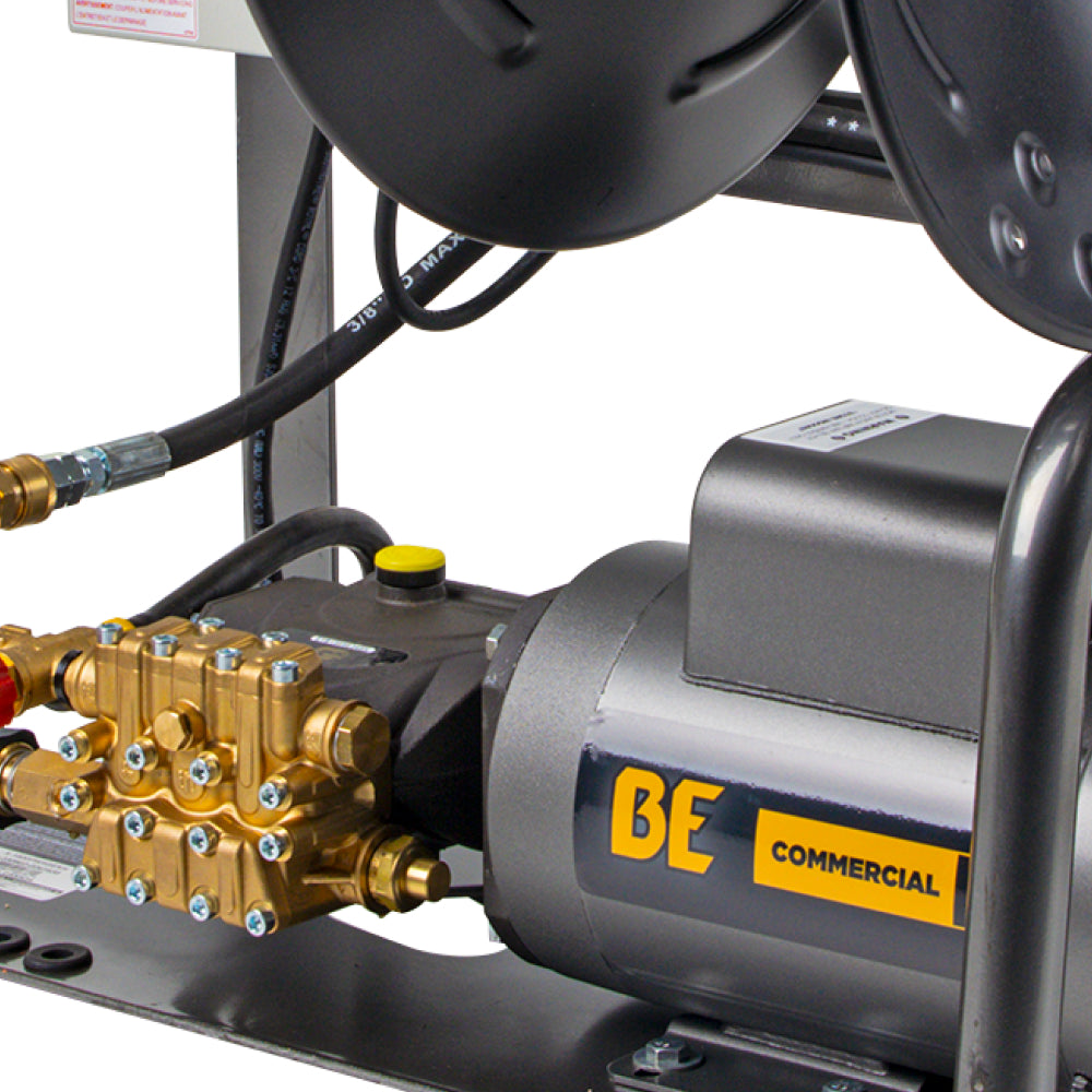Nettoyeur haute pression électrique mural de 1 500 PSI - 2,0 GPM avec moteur Baldor et pompe Triplex General