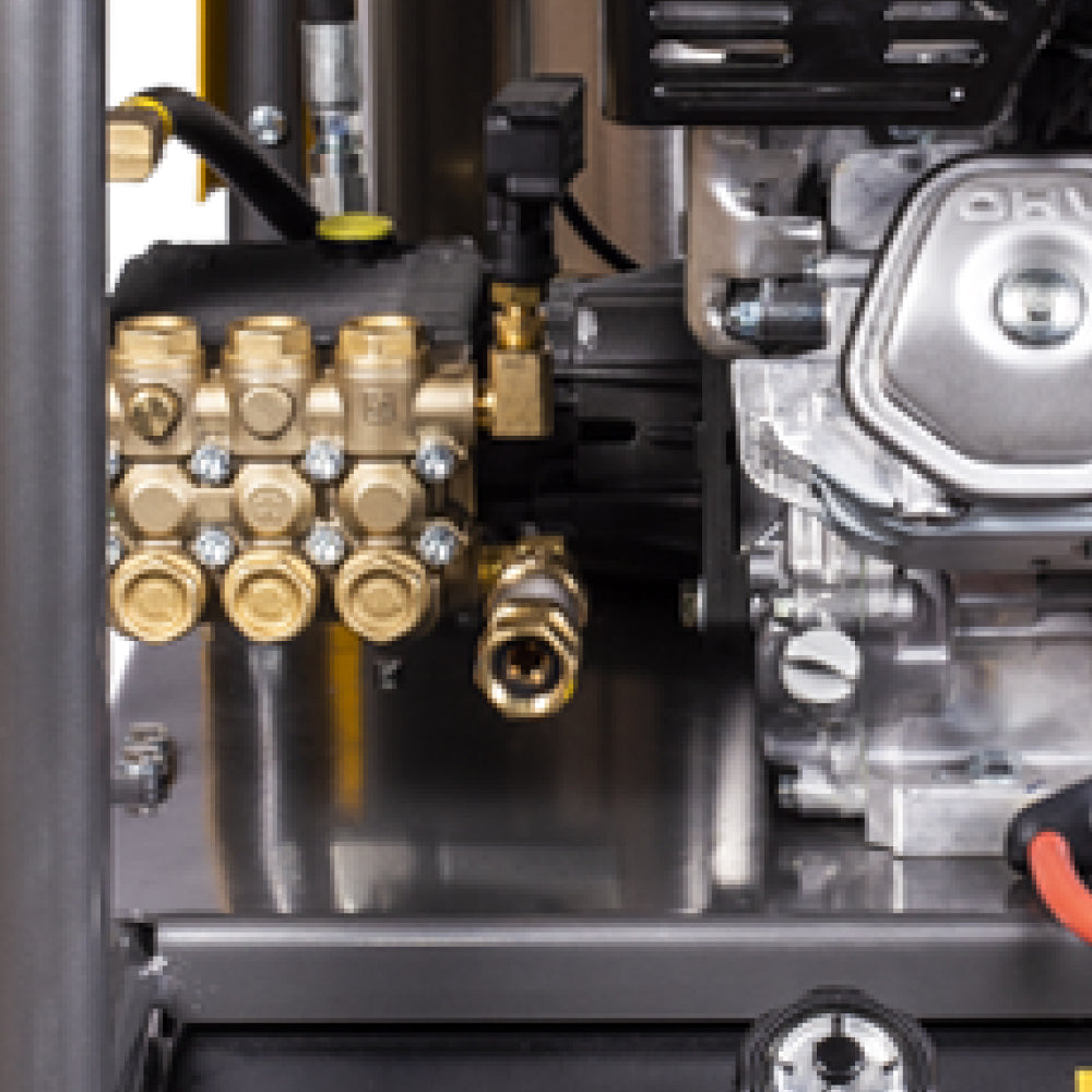 Nettoyeur haute pression à eau chaude de 4 000 PSI - 4,0 GPM avec moteur Honda GX390 et pompe General Triplex
